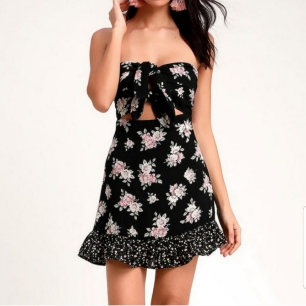 💜 Lulus | Sexy Strapless Cut Out Mini Dress